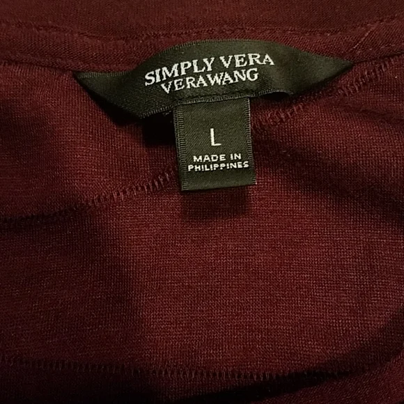 Simply Vera Vera Wang dark red textured scoop neck tee Large - Picture 2 of 3